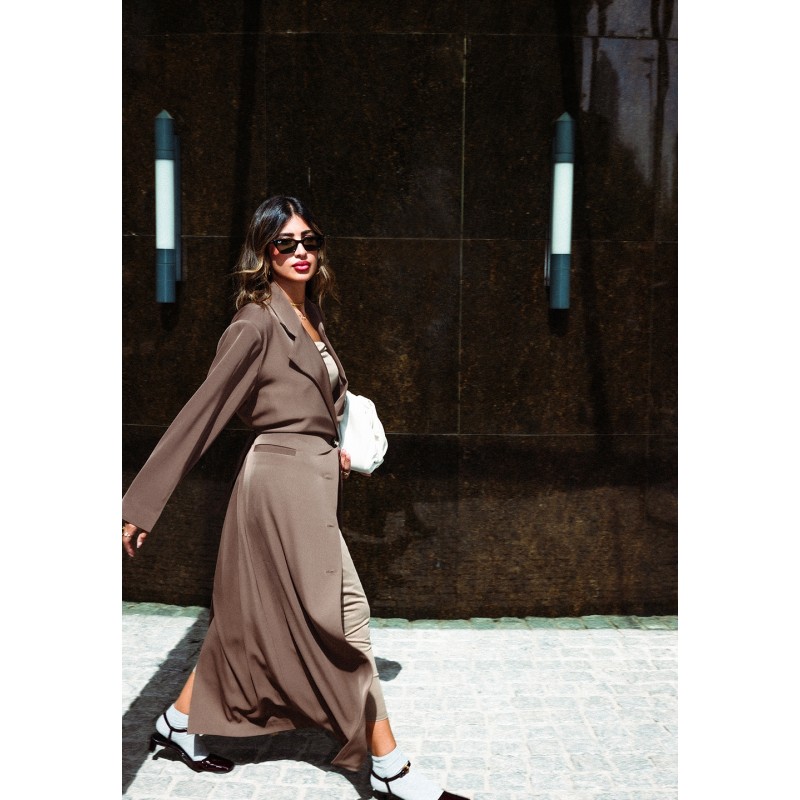 brown oversized blazer dress Mushroom Tailored Woven Studded Oversized Blazer Dress Prettylittlething Brown : Party Dresses : VogaCloset Oman