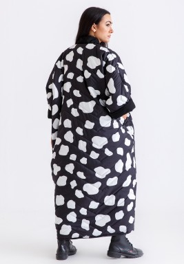 Black Two Faced Bisht