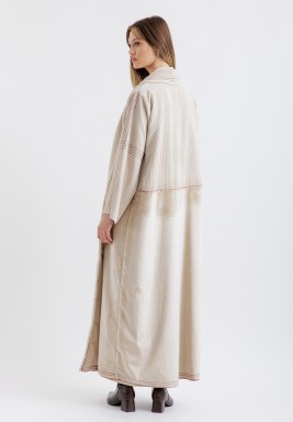 BB Signature Beige Detailed Stitch