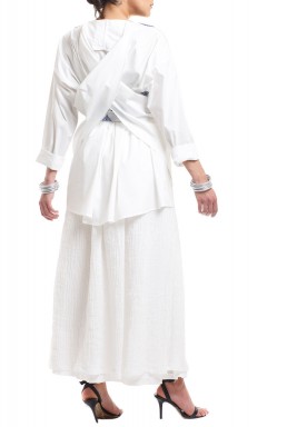 Safa White Embroidered Kaftan Set