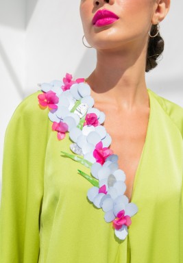 Classic Flowy kaftan with on Side 3D Floral Embellishment