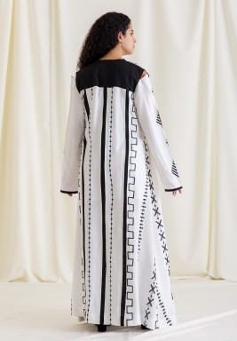 White & Black Cold Shoulder With Side Tie Kaftan