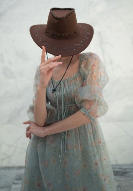 Cow Boy Hat in Brown