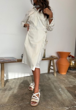 Off-white Dress with Belt