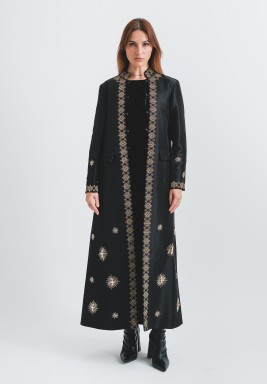Black Snow Fall Trench