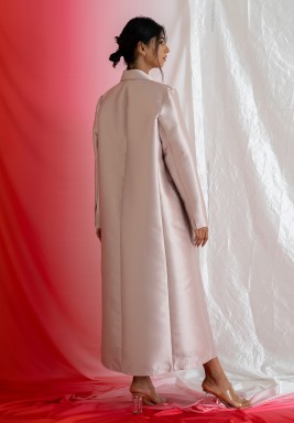 طقم فستان و بليزر باللون البرونزي