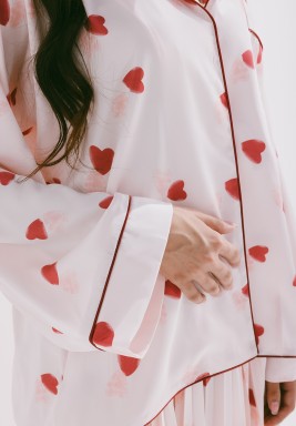 طقم قطعتين توب و بنطال بليسيه من الحرير
