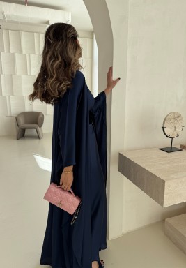 قفطان من قطعتين باللون الكحلي