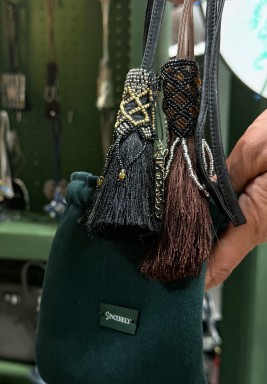 حلى شرابة 7 (أسود / خرز ذهبي و فضي)