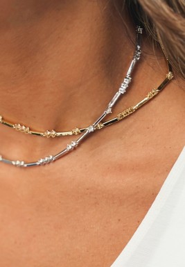 قلادة متعددة الطبقات