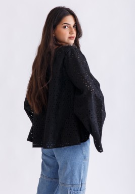 توب اسود بنمط فتحات 