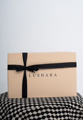 طقم صلاة بخطوط بنفسجية مع حقيبة + عطر لولوا