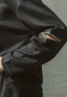 توب أسود بسحاب