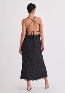 فستان أسود للسهرة متوسط الطول