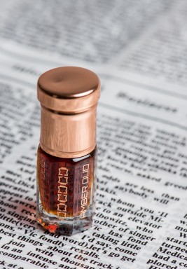 Amber Oud Signature
