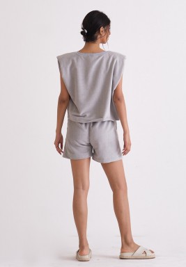 طقم رمادي بخامة المنشفة من شورت و توب