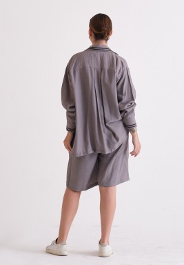 قميص وشورت بليزر رمادي