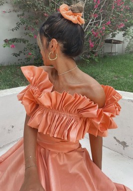 فستان X Ruffle (لون خوخي)