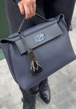 حلى شرابة 6 ( أسود/ تطريز بني )