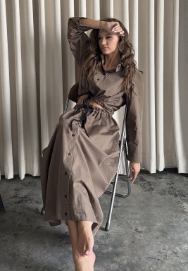 طقم كارجو باللون البني